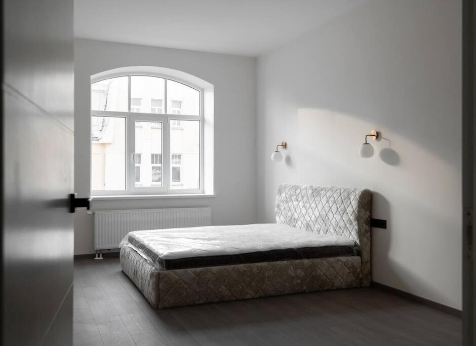 Spacious Home In Central Riga Esterno foto